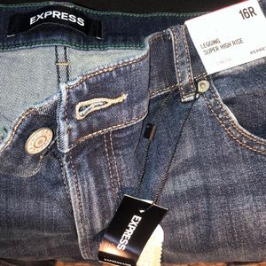 Express Jean legging super high rise size 16R